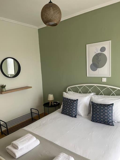 Eirini'S House Apartment Paralia Dionysiou Ngoại thất bức ảnh